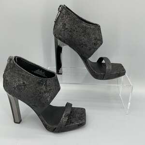 NEW DKNY Women’s Dava Ankle Cuff Platform Sandals Black Size 5M